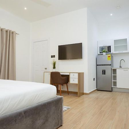 Maple Homes アクラ エクステリア 写真