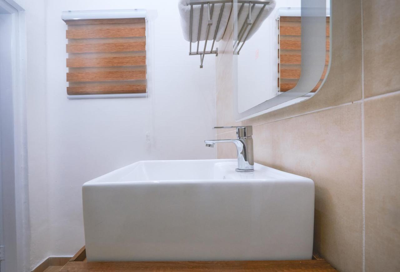 Maple Homes アクラ エクステリア 写真